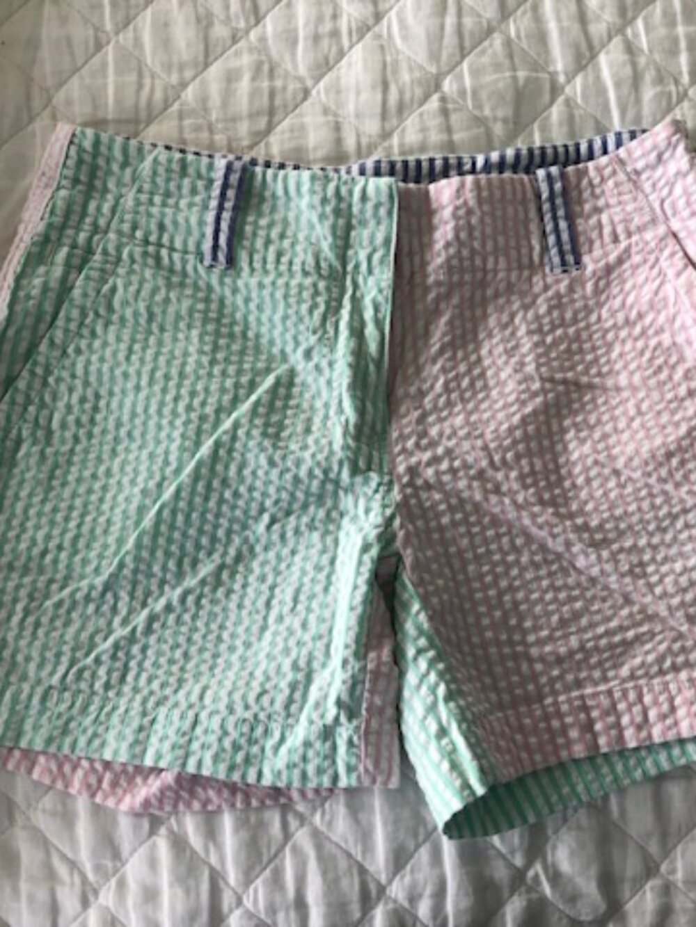 Vineyard Vines Women's seersucker shorts. Size 0
